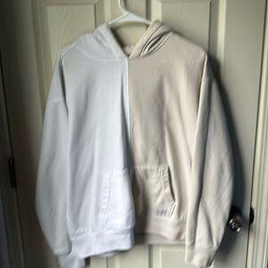 Hollister White and Beige Hoodie size M